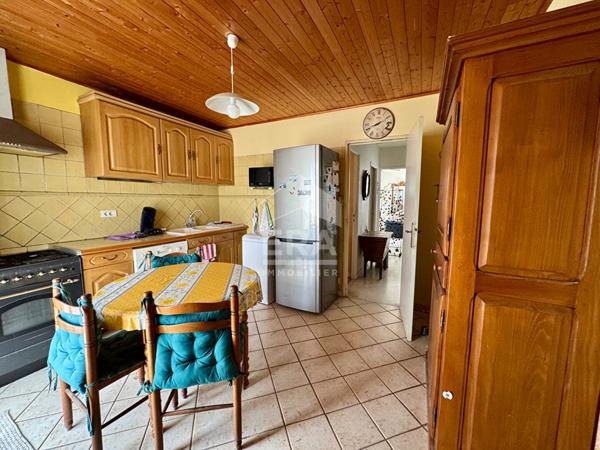 Appartement 2 pièces à vendre à Martigues - Dernier étage vue étang avec balcon et parking