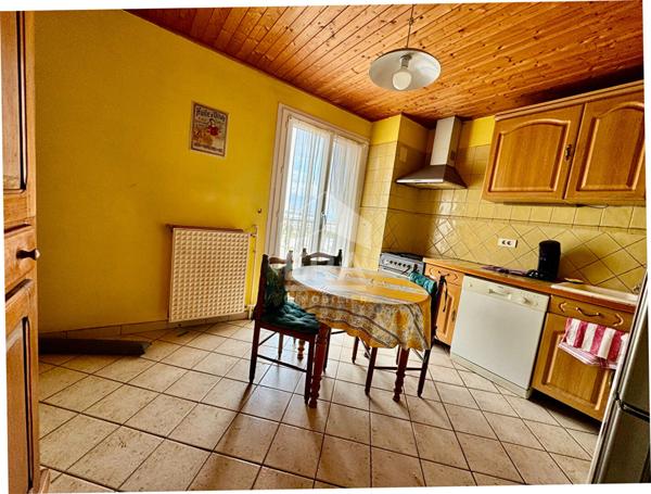 Appartement 2 pièces à vendre à Martigues - Dernier étage vue étang avec balcon et parking