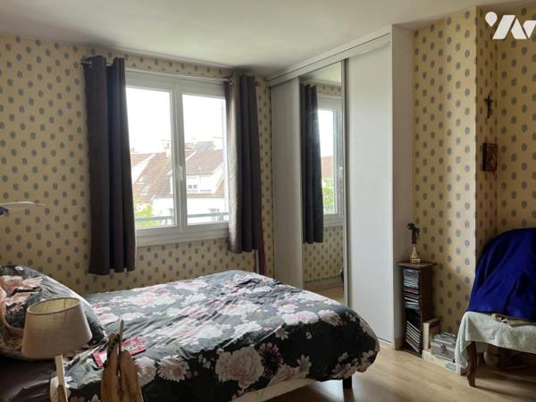 Quartier CARNEL, beaux volumes et fort potentiel pour cette maison exposée Sud avec jardin