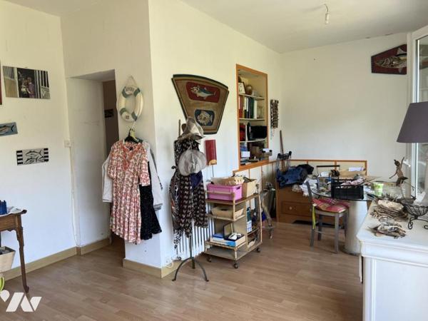 Quartier CARNEL, beaux volumes et fort potentiel pour cette maison exposée Sud avec jardin