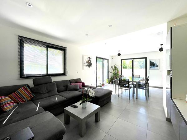 MAISON CONFLANS STE HONORINE - 6 PIÈCES - 150m² 680 000 € **  - Référence  7848