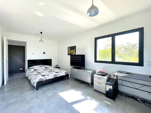 MAISON CONFLANS STE HONORINE - 6 PIÈCES - 150m² 680 000 € **  - Référence  7848
