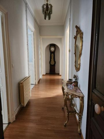 A vendre appartement de T6  de 140m² à Marseille 13006 Secteur Castellane - Préfecture