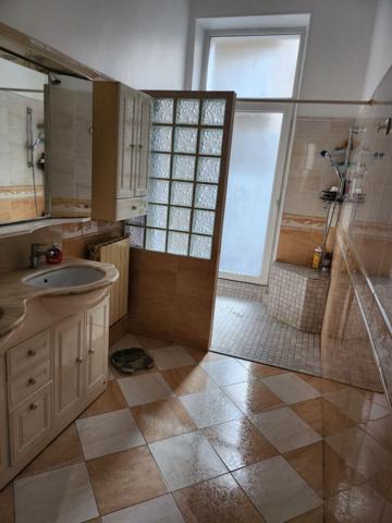 A vendre appartement de T6  de 140m² à Marseille 13006 Secteur Castellane - Préfecture