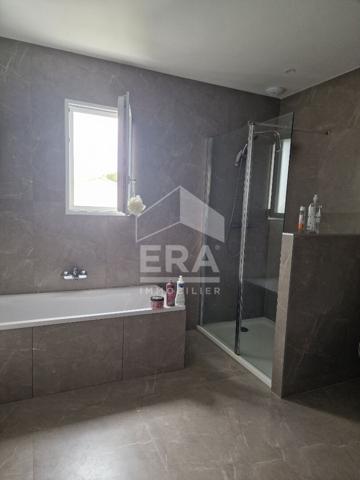 Maison à louer à Rezé - 5 pièces, 128 m²