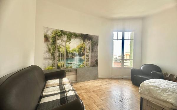 Appartement à vendre    2 pièces • 48,13 m2 Nice