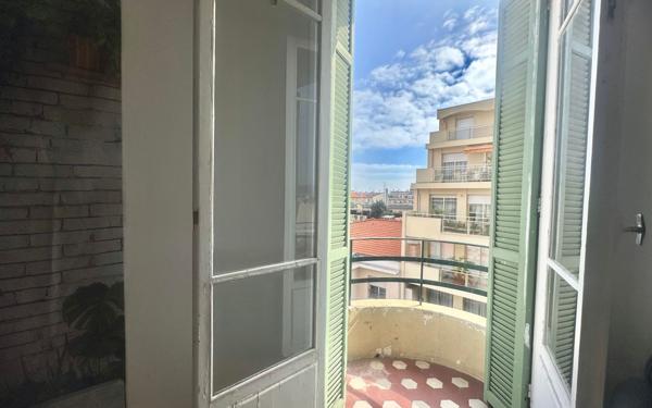 Appartement à vendre    2 pièces • 48,13 m2 Nice