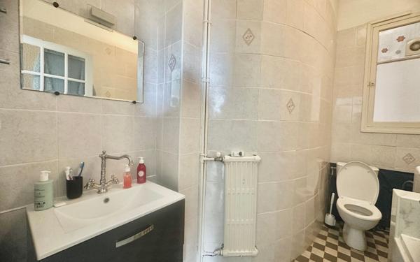 Appartement à vendre    2 pièces • 48,13 m2 Nice