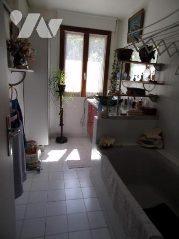 Centre-ville : 2 maisons de caractère avec jardin