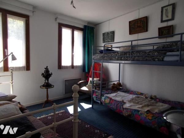 Centre-ville : 2 maisons de caractère avec jardin