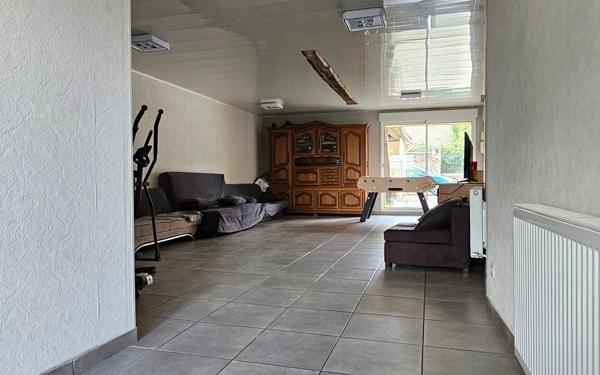 Maison à vendre    11 pièces •  Villers-sur-Fère