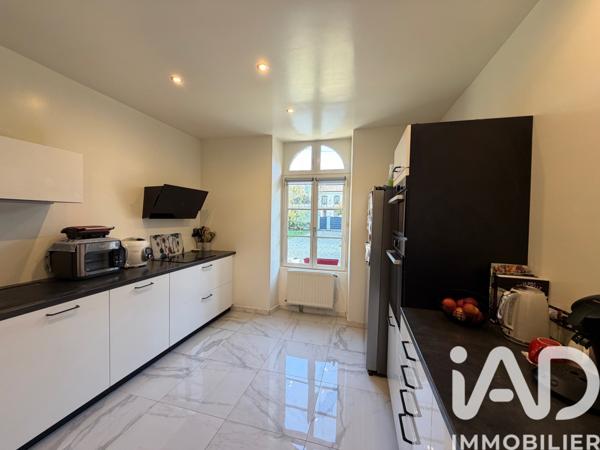 Maison à vendre 7 pièces 180 m² Charny Orée de Puisaye