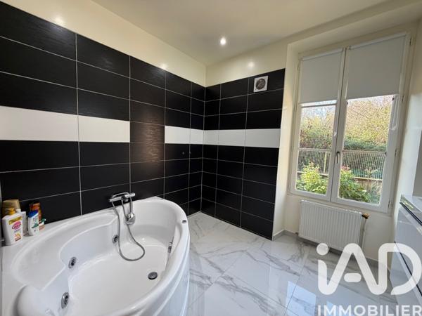 Maison à vendre 7 pièces 180 m² Charny Orée de Puisaye