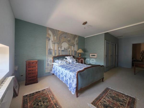 Prestigieuse demeure à vendre au coeur de la Drôme.