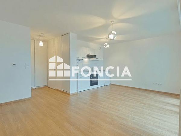 Location Studio 30.36 m² - 7 IMPASSE DES CHENES VERTS Villemomble 93250