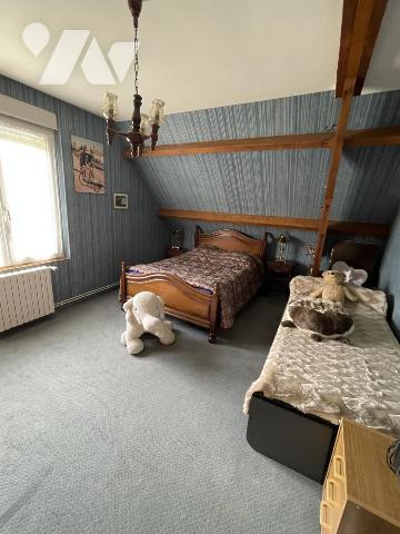 Pavillon indépendant sur 3400m2 de jardin clos arboré.