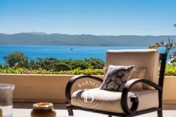 Ajaccio, Villa 5 Chambres -  277 m² à vendre