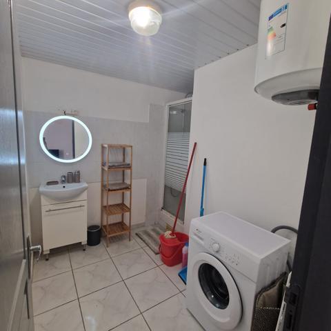 APPART T2 MEUBLE CVILLE CAYENNE 850€
