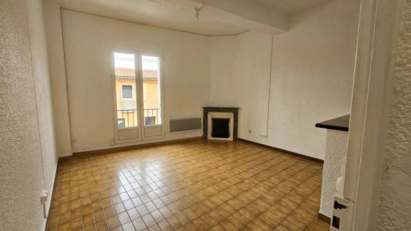 Vente                                                      Immeuble
                        
                     10 pièces                      190 m2                     à Elne