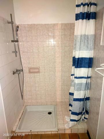 Vente                                                      Immeuble
                        
                     10 pièces                      190 m2                     à Elne