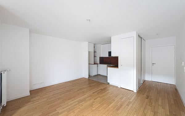 Appartement à vendre    4 pièces • 75,87 m2 Voisins-le-Bretonneux