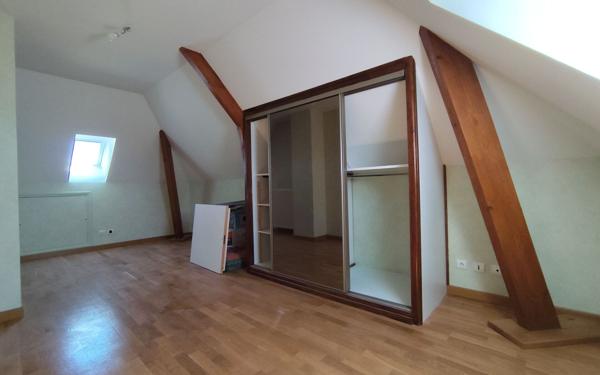 Maison à vendre    4 pièces • 119 m2 La Boisse