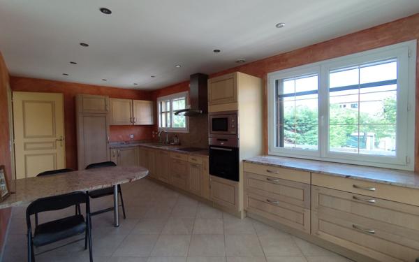 Maison à vendre    4 pièces • 119 m2 La Boisse