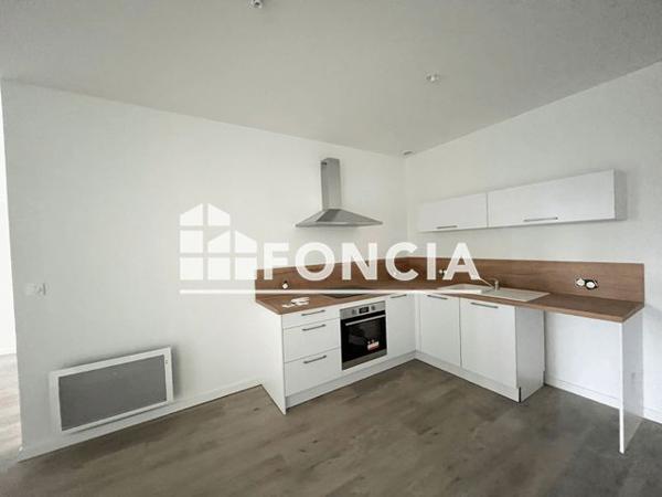 Location Appartement 3 pièces 65.92 m² - 22 AVENUE DE L'OCCITANIE Veyre Monton 63960