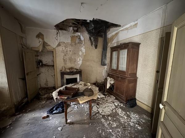 Maison à vendre |  Châlus |  6 pièces | 180 m²