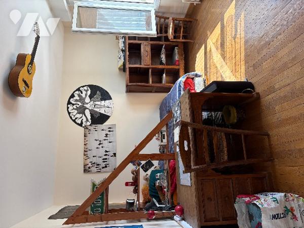 CENTRE VILLE RD EXCLUSIVITE : vaste appartement, balcon, ascenseur, parking, centre ville