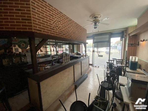 Immeuble local commercial