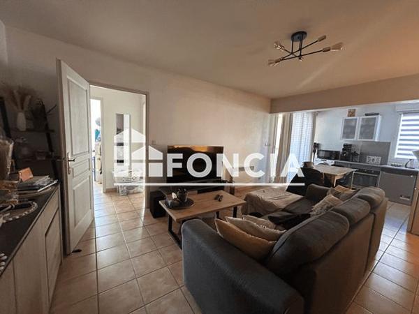 Location Appartement 3 pièces 66.85 m² - CHEMIN FERAUD LA MIRADE St Maximin La Ste Baume 83470