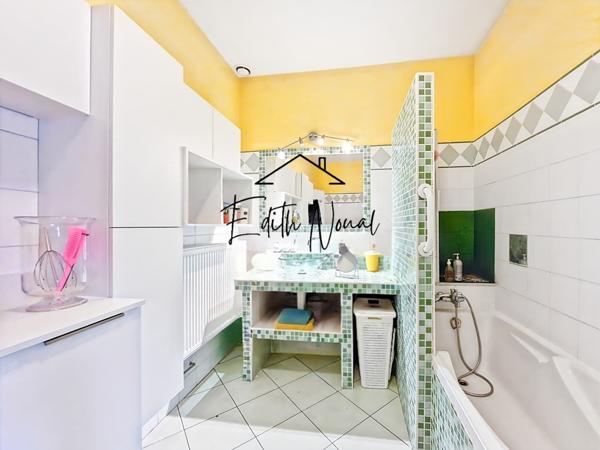 Millau (12100) APPARTEMENT T4 DE 136 M² AU DERNIER ETAGE - POSSIBILITE DE GARAGE