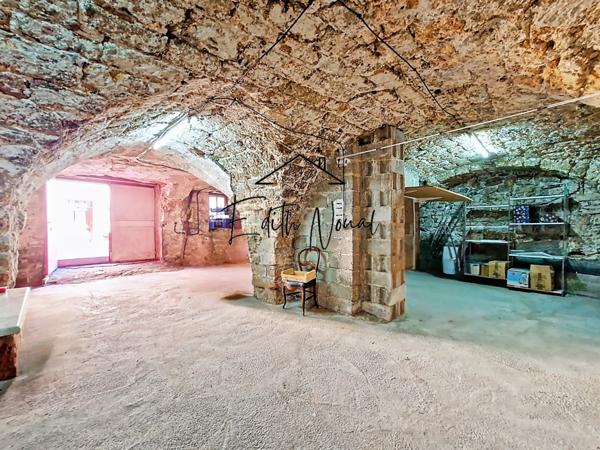 Millau (12100) APPARTEMENT T4 DE 136 M² AU DERNIER ETAGE - POSSIBILITE DE GARAGE