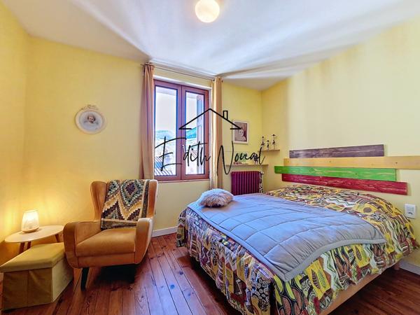 Millau (12100) APPARTEMENT T4 DE 136 M² AU DERNIER ETAGE - POSSIBILITE DE GARAGE