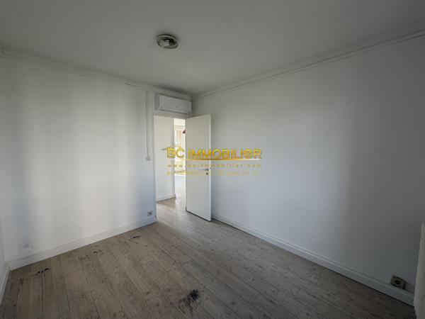 APPARTEMENT TYPE 4 : PARC FLEURI