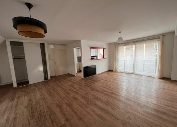 Appartement à louer  3 pièces • 79,37 m2 Douai
