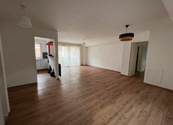 Appartement à louer  3 pièces • 79,37 m2 Douai