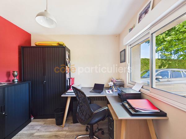 Vente
                Maison126,76 m² - 6 Pièces -
                    LES MATHES (17570)