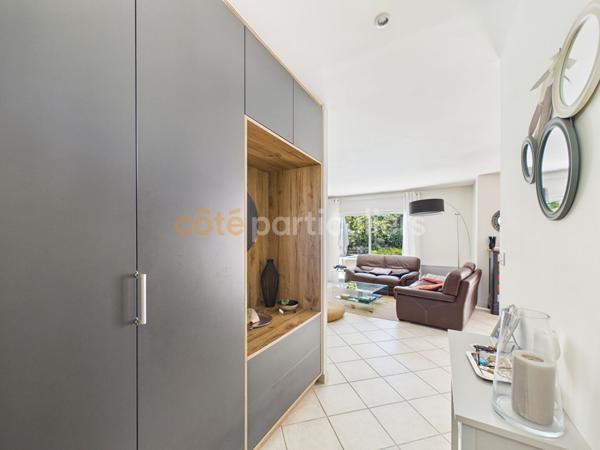 Vente
                Maison126,76 m² - 6 Pièces -
                    LES MATHES (17570)