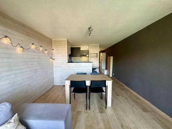 Location                                                      Appartement
                        
                     2 pièces                      33 m2                     à Villeneuve-Loubet