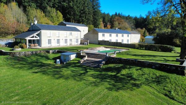 Propriété d’exception avec deux habitations et dépendances