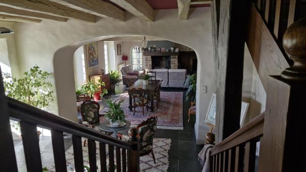 Propriété d’exception avec deux habitations et dépendances