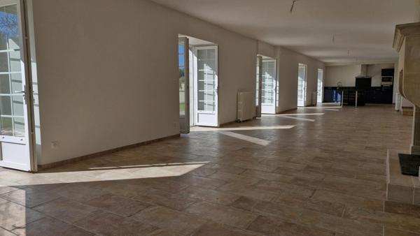 Propriété d’exception avec deux habitations et dépendances