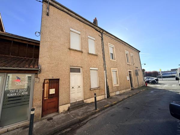 À vendre - Immeuble 176 m² situé à Périgueux (24000)