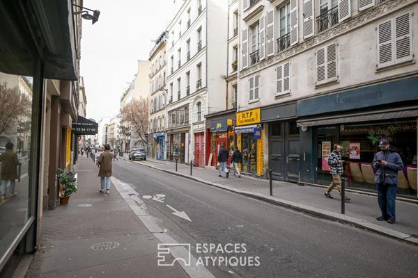 Chambre de service aménagée en studio avec vue sur Tour Eiffel