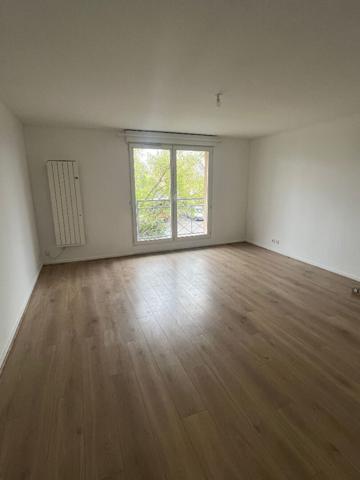 Appartement Checy 3 pièce(s) 67 m2