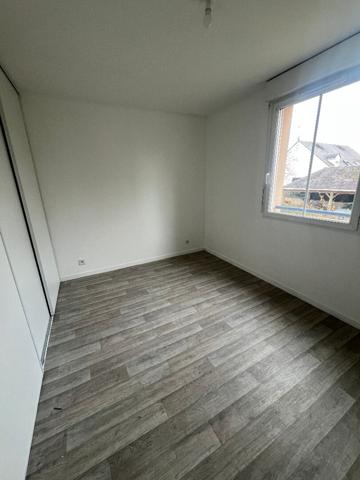 Appartement Checy 3 pièce(s) 67 m2