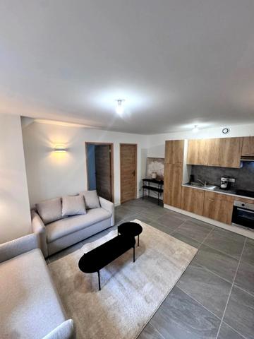 HAUTE-SAVOIE CLUSES 74300 - APPARTEMENT 2 PIECES IDEAL 1ER ACHAT ENTIEREMENT RENOVE
