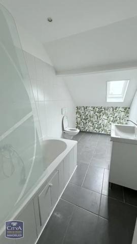Appartement à louer 2 pièces 78.46m² Courrières (62710)